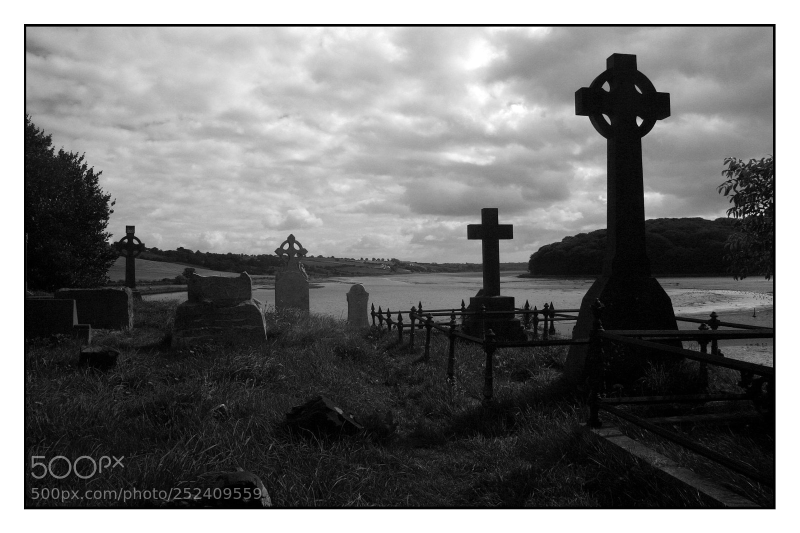 Canon EOS 300D (EOS Digital Rebel / EOS Kiss Digital) sample photo. Ireland photography