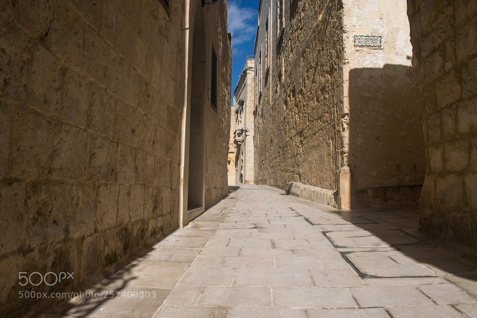 Nikon D3300 sample photo. Quite road in mdina photography