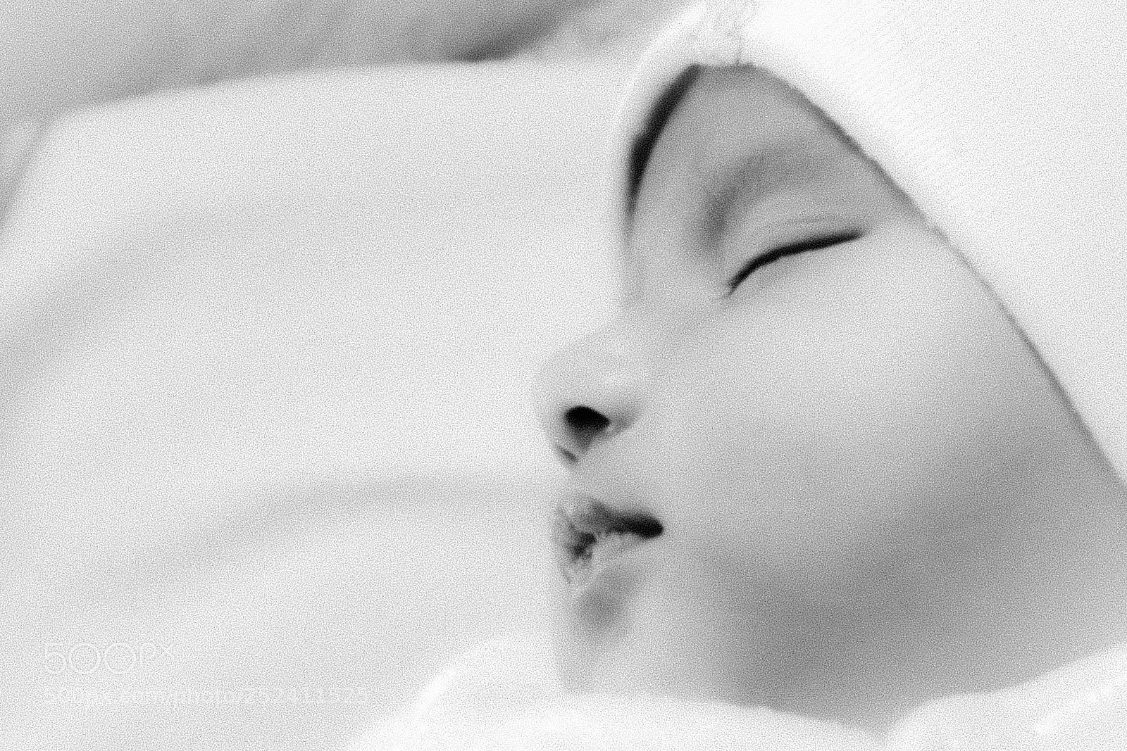 Canon EOS 600D (Rebel EOS T3i / EOS Kiss X5) sample photo. Innocence photography