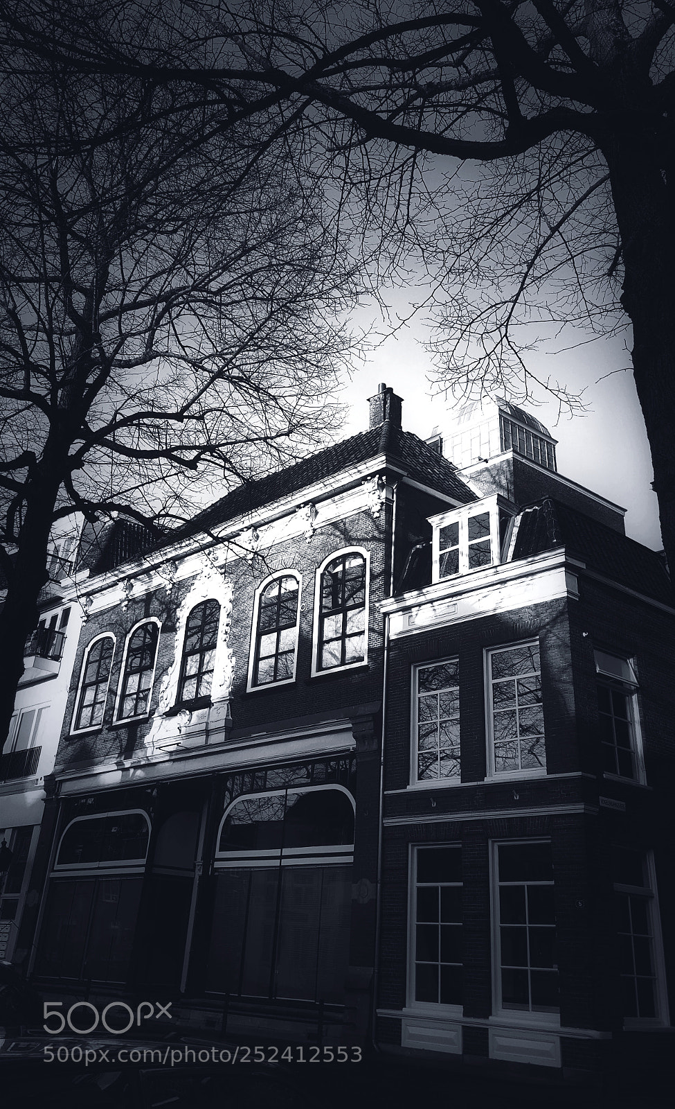 Samsung Galaxy S6 sample photo. House in the evening photography