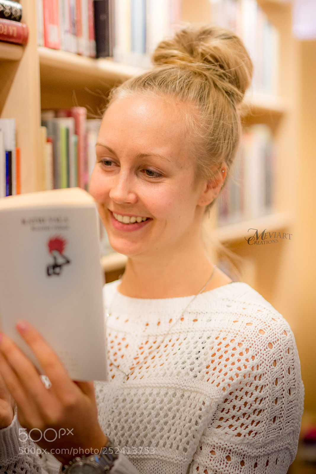 Nikon D7200 sample photo. Books can make you photography