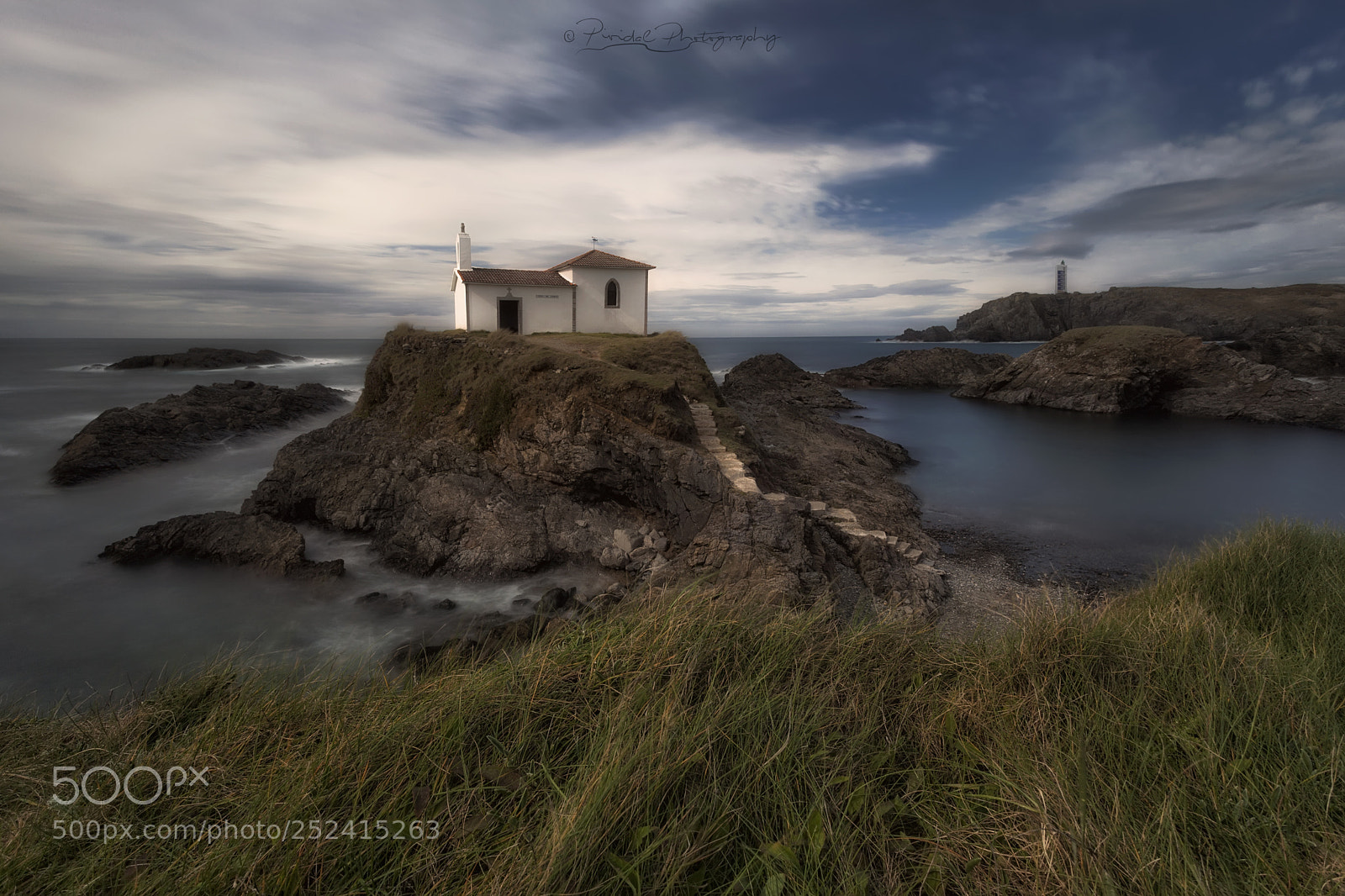 Canon EOS 5D Mark II sample photo. Virxe do porto hermitage... photography