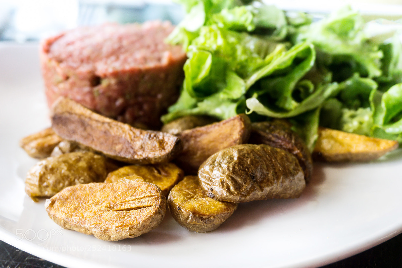 Sony a6000 sample photo. Tasty steak tartare raw photography