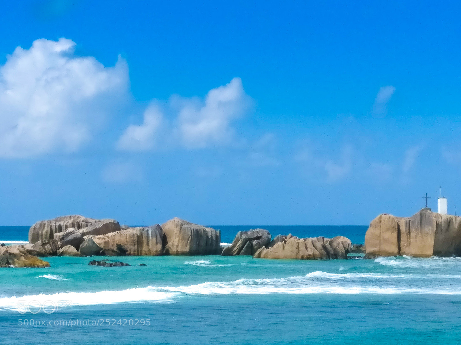 OnePlus A3003 sample photo. La digue photography