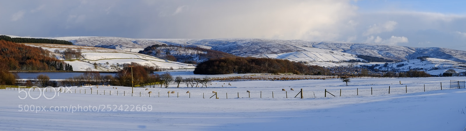 Fujifilm X-E1 sample photo. Snow covered peak district photography