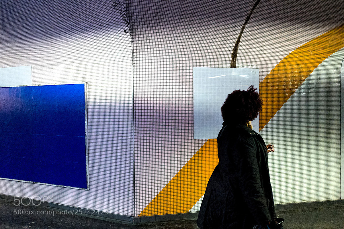 Leica Q (Typ 116) sample photo. Passenger photography