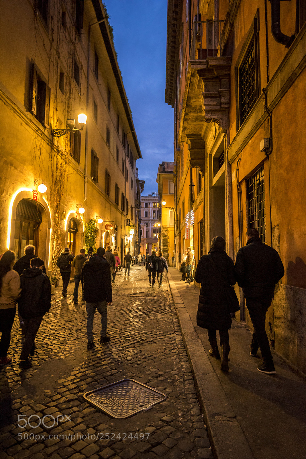 Nikon D810 sample photo. Night walk in rome photography