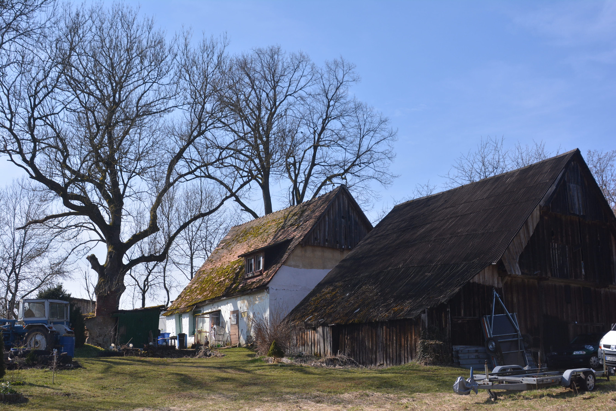 Nikon D5200 sample photo. Single house photography