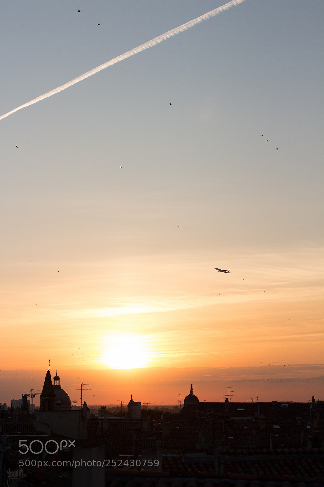 Canon EOS 700D (EOS Rebel T5i / EOS Kiss X7i) sample photo. Chemtrail photography
