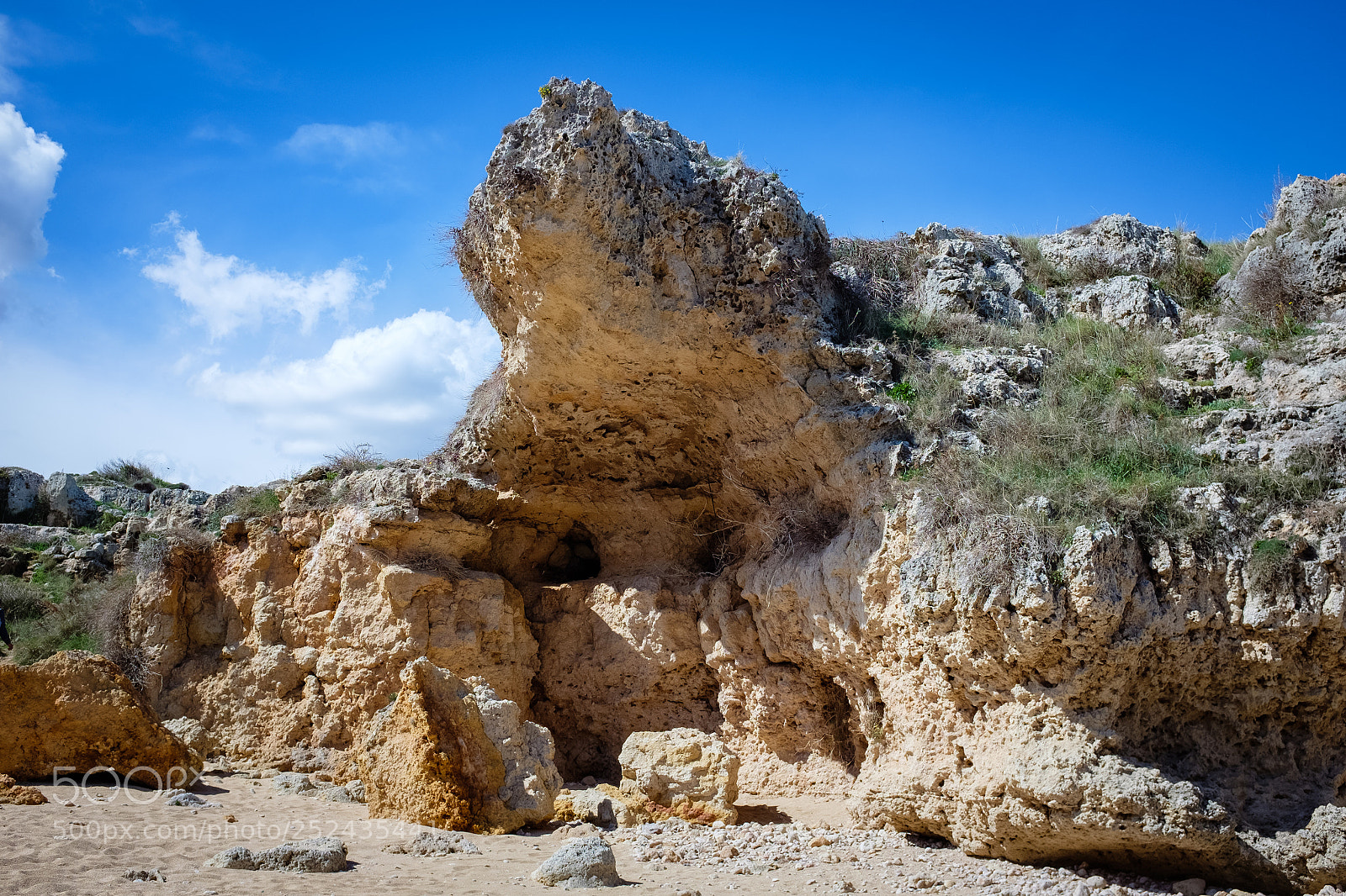 Fujifilm X100S sample photo. Rocky shore photography