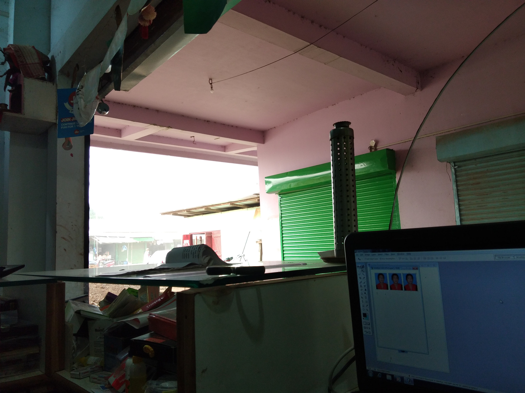vivo 1716 sample photo