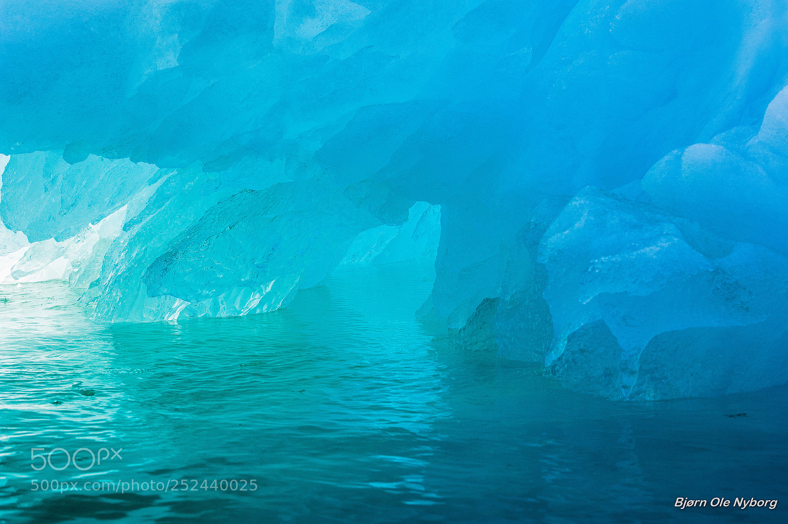 Nikon D2X sample photo. Inside iceberg photography