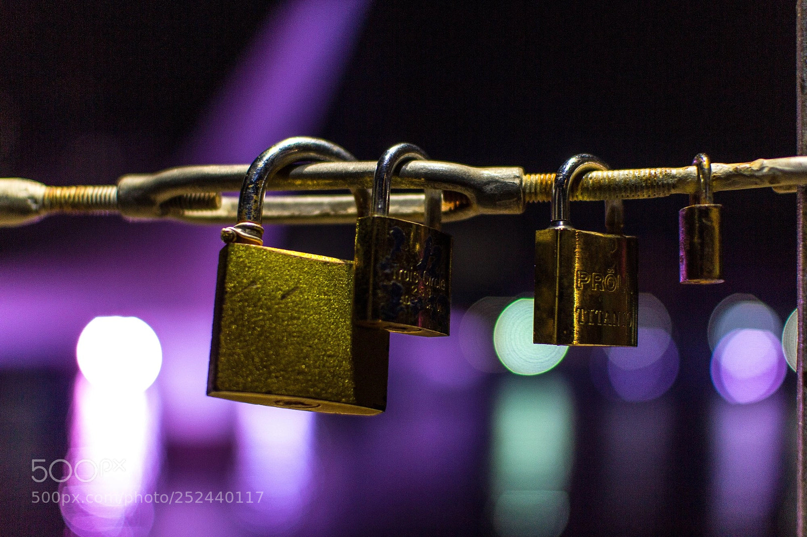Canon EOS 600D (Rebel EOS T3i / EOS Kiss X5) sample photo. Amor de candados photography