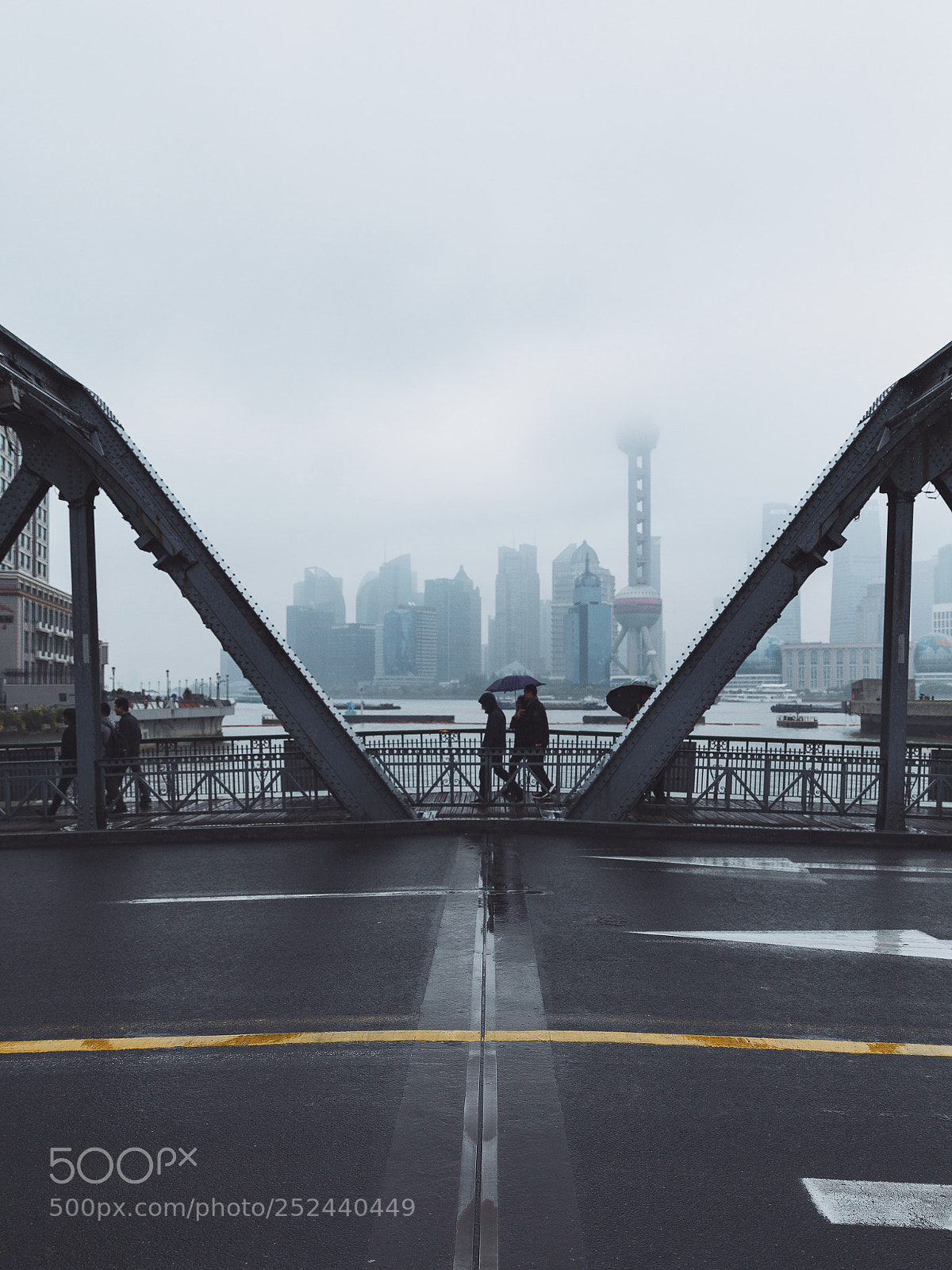 Canon EOS 5D Mark II sample photo. Raining photography