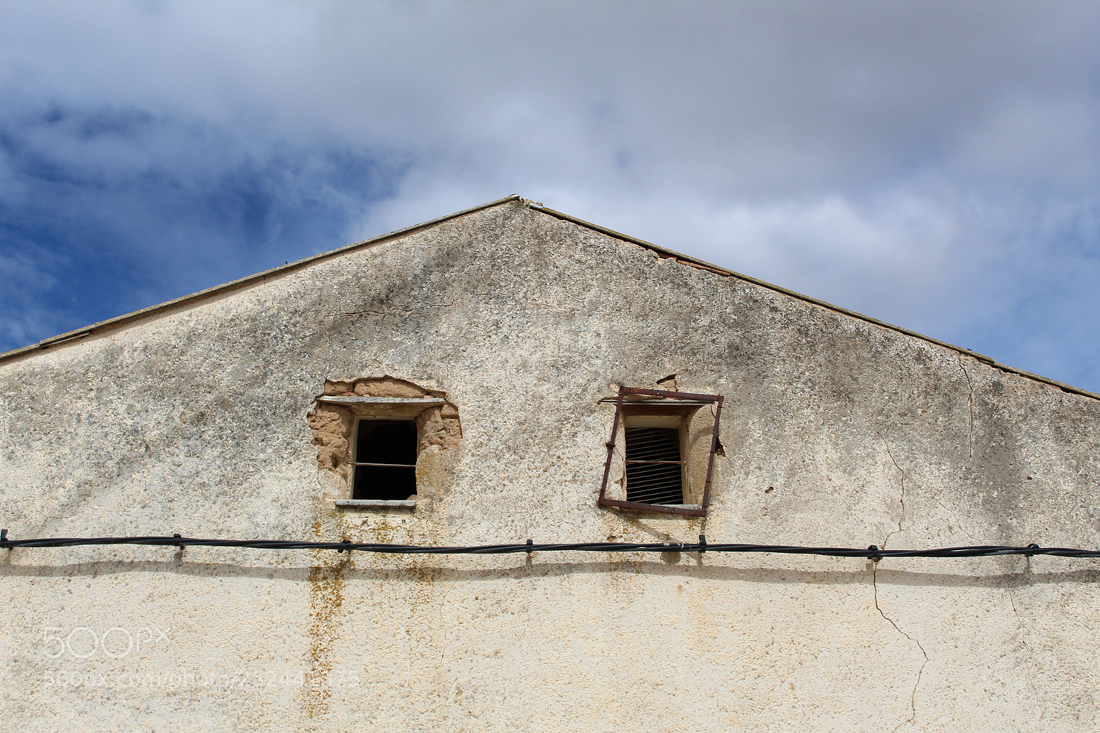 Canon EOS 1300D (EOS Rebel T6 / EOS Kiss X80) sample photo. Casa con ojos photography