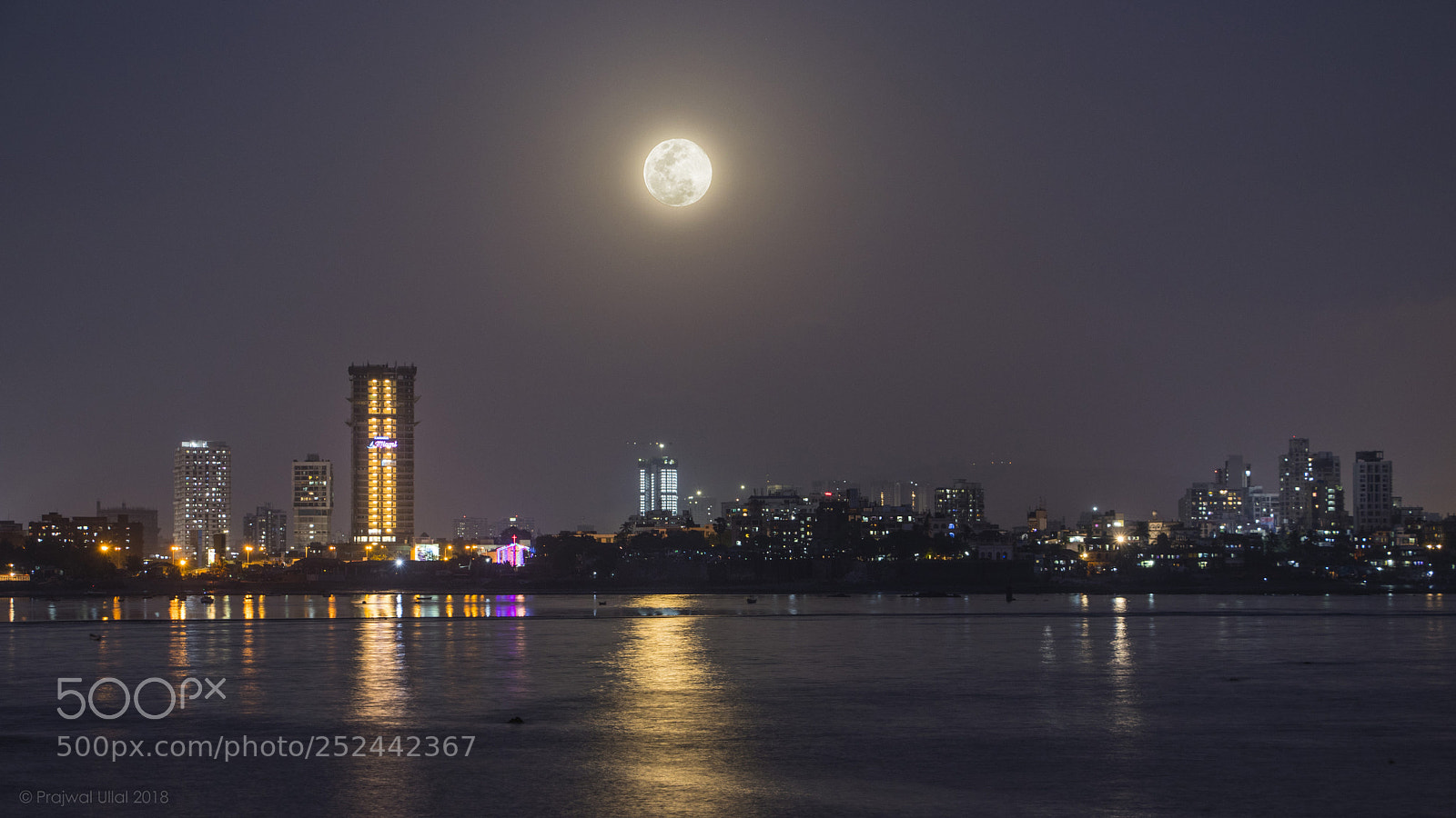 Canon EOS 80D sample photo. The moon rise photography