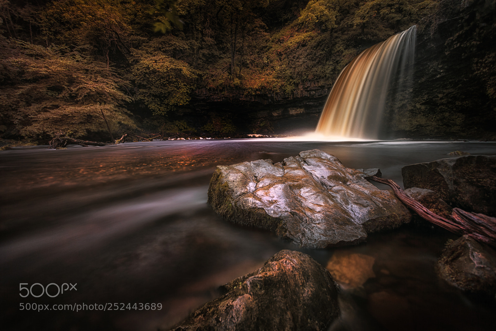 Canon EOS 5D Mark II sample photo. Lady falls waterfall country photography