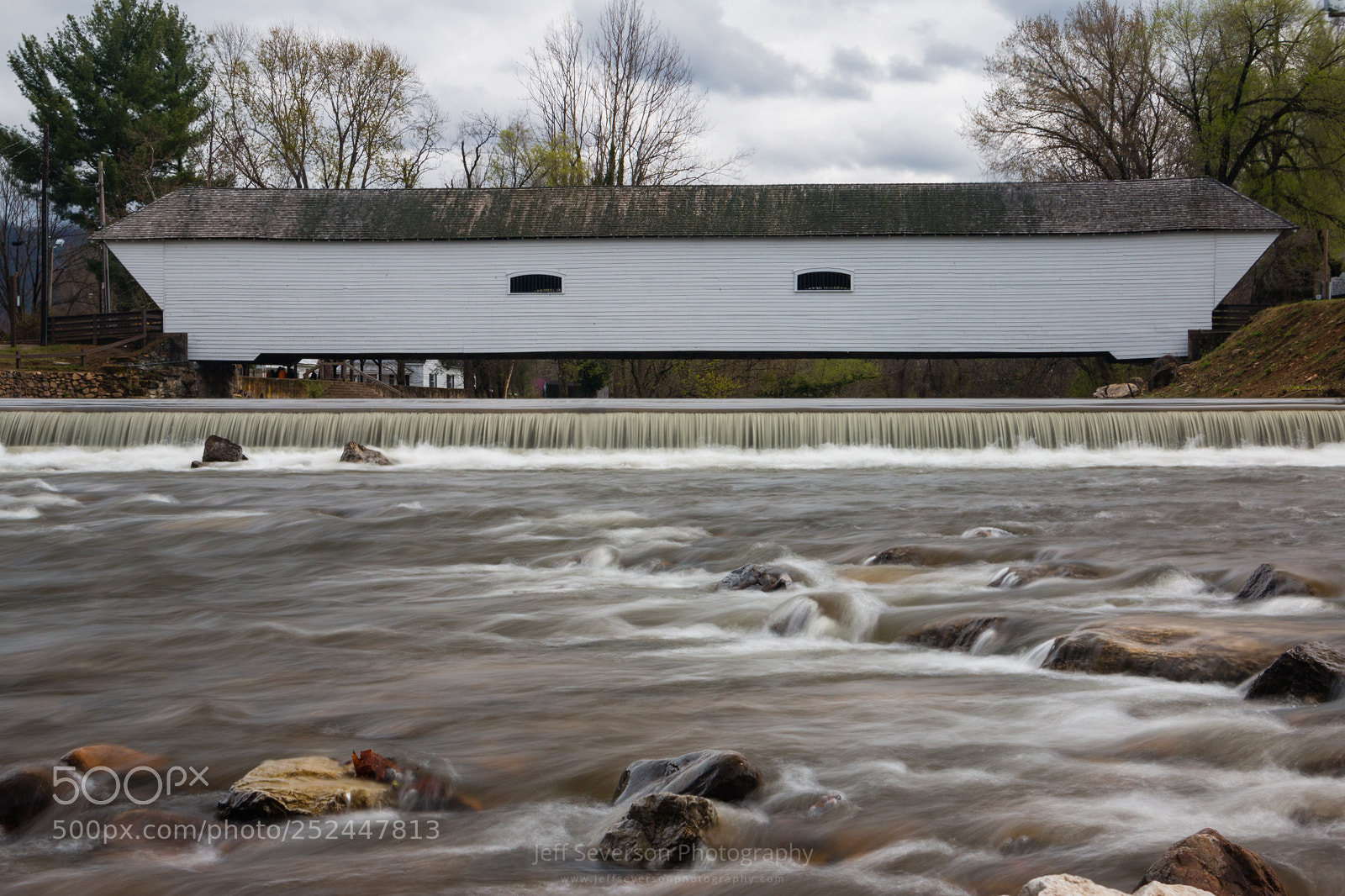 Canon EOS 70D sample photo. Covered bridge in march photography