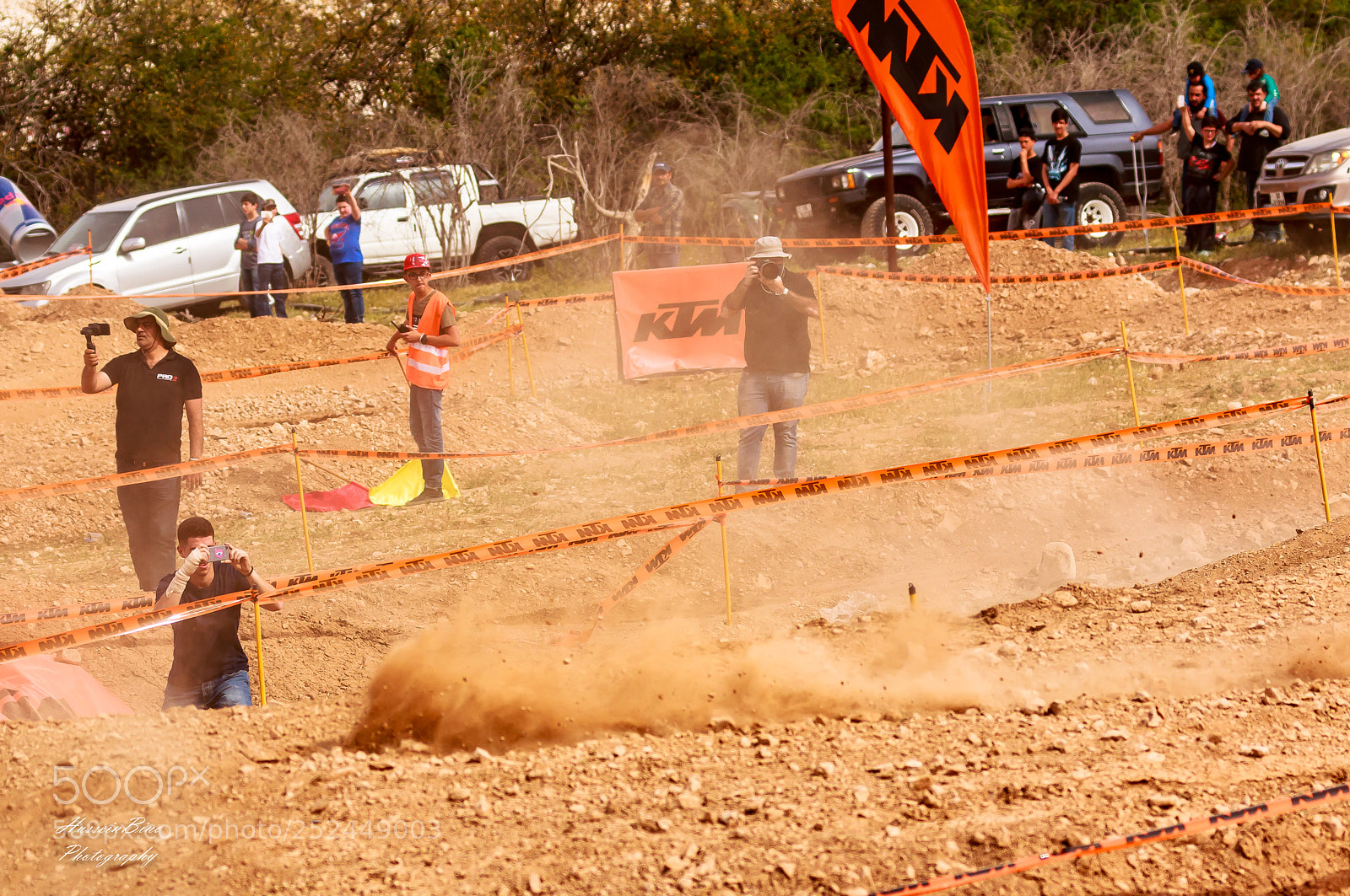 Canon EOS 70D sample photo. Racing. photography