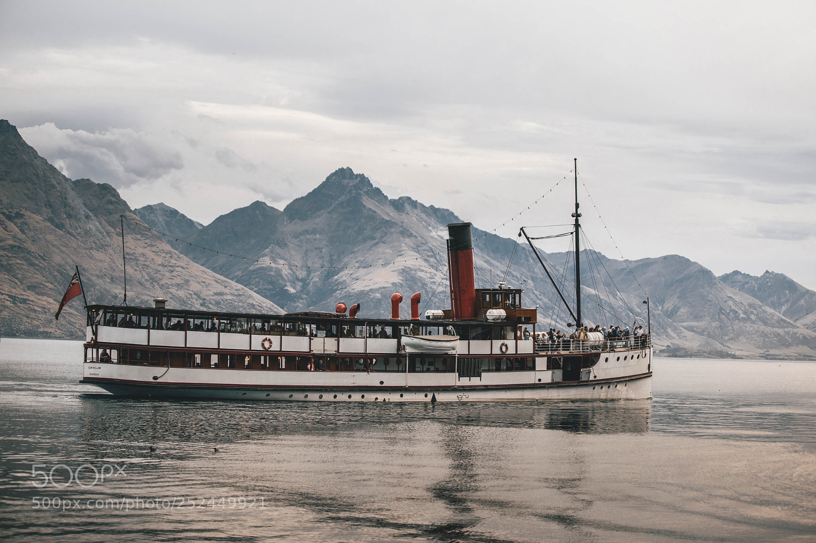 Canon EOS 6D Mark II sample photo. Ferry 3 photography