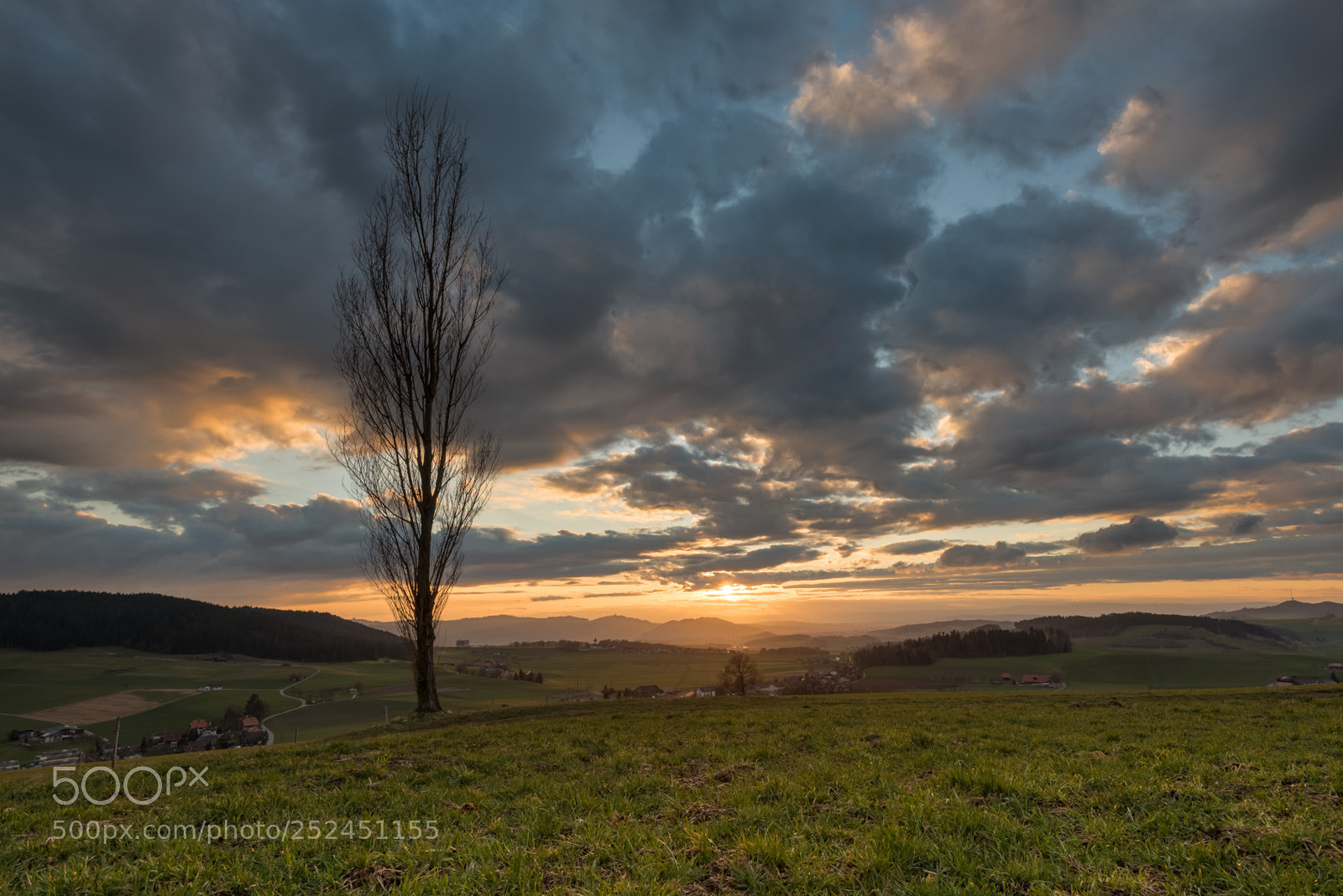 Nikon D810 sample photo. Sunset with clouds photography