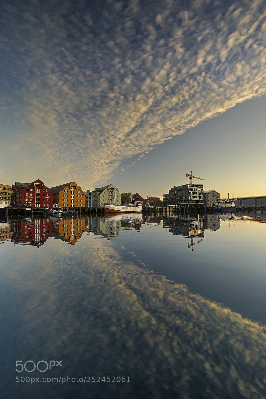 Sony a7 sample photo. Good morning tromsø photography