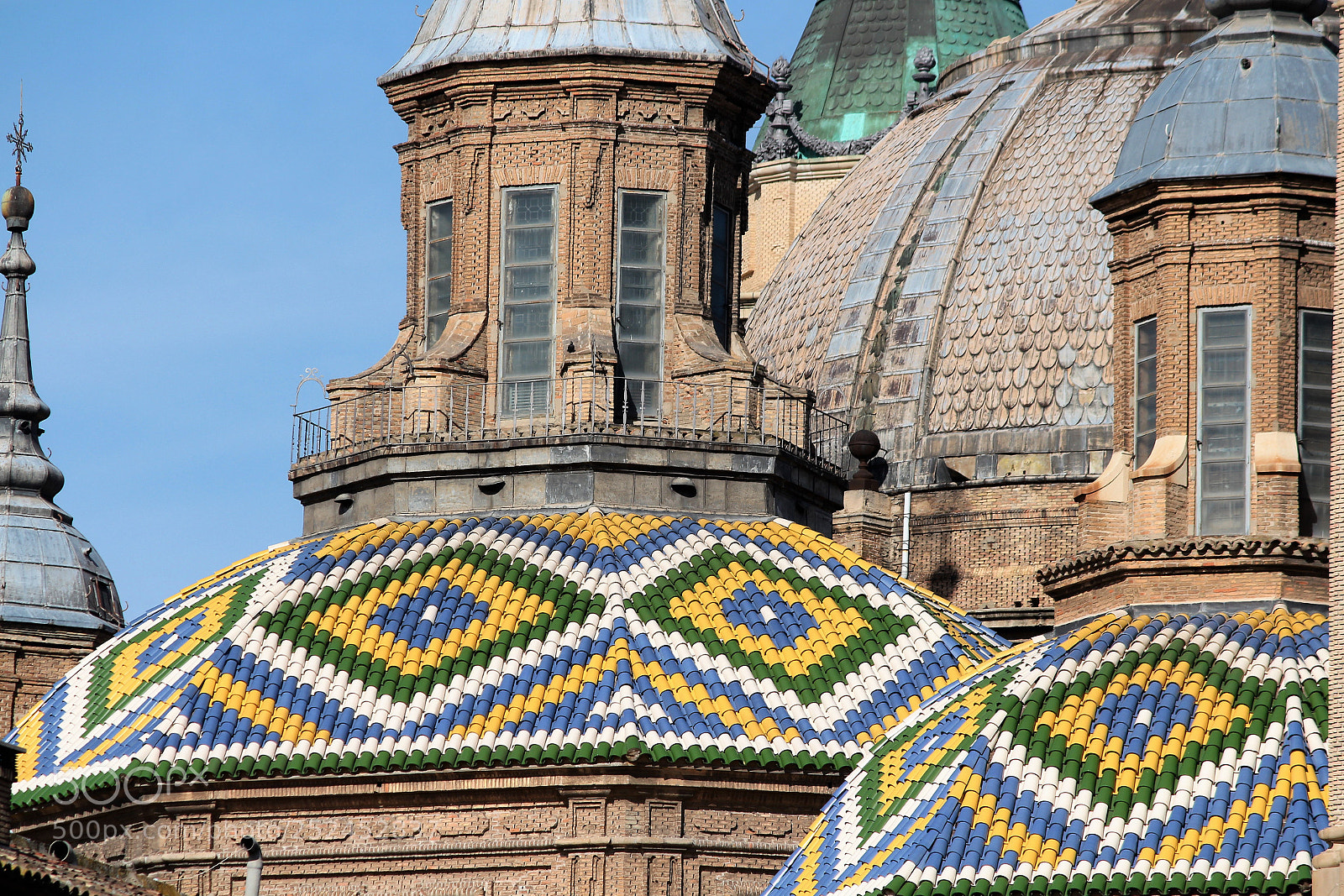 Canon EOS 650D (EOS Rebel T4i / EOS Kiss X6i) sample photo. Rooftop in zaragoza photography