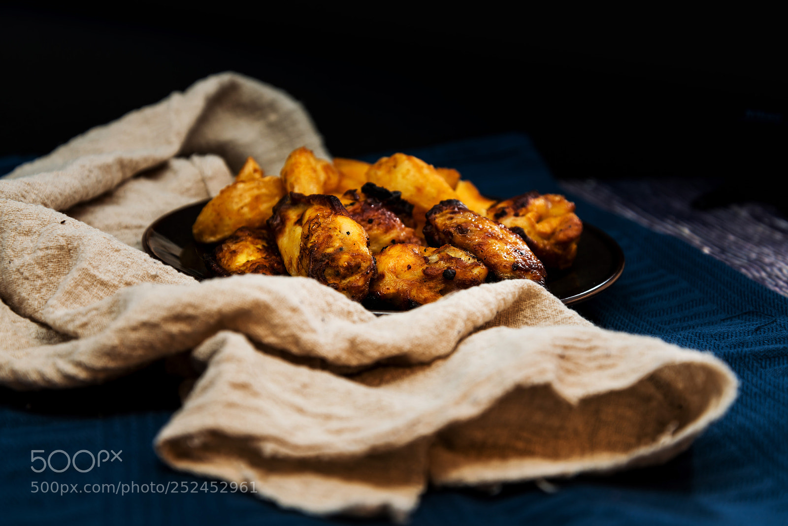 Nikon D800 sample photo. Chicken wings with sauce photography
