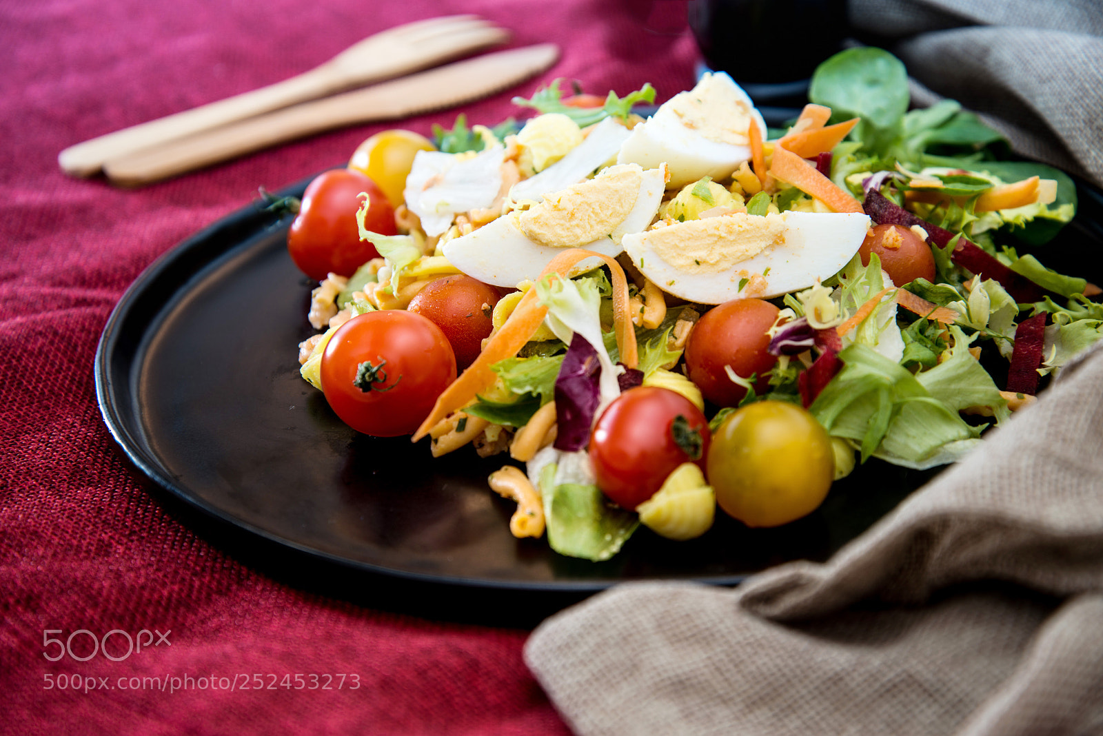 Nikon D800 sample photo. Salad of pasta, egg photography