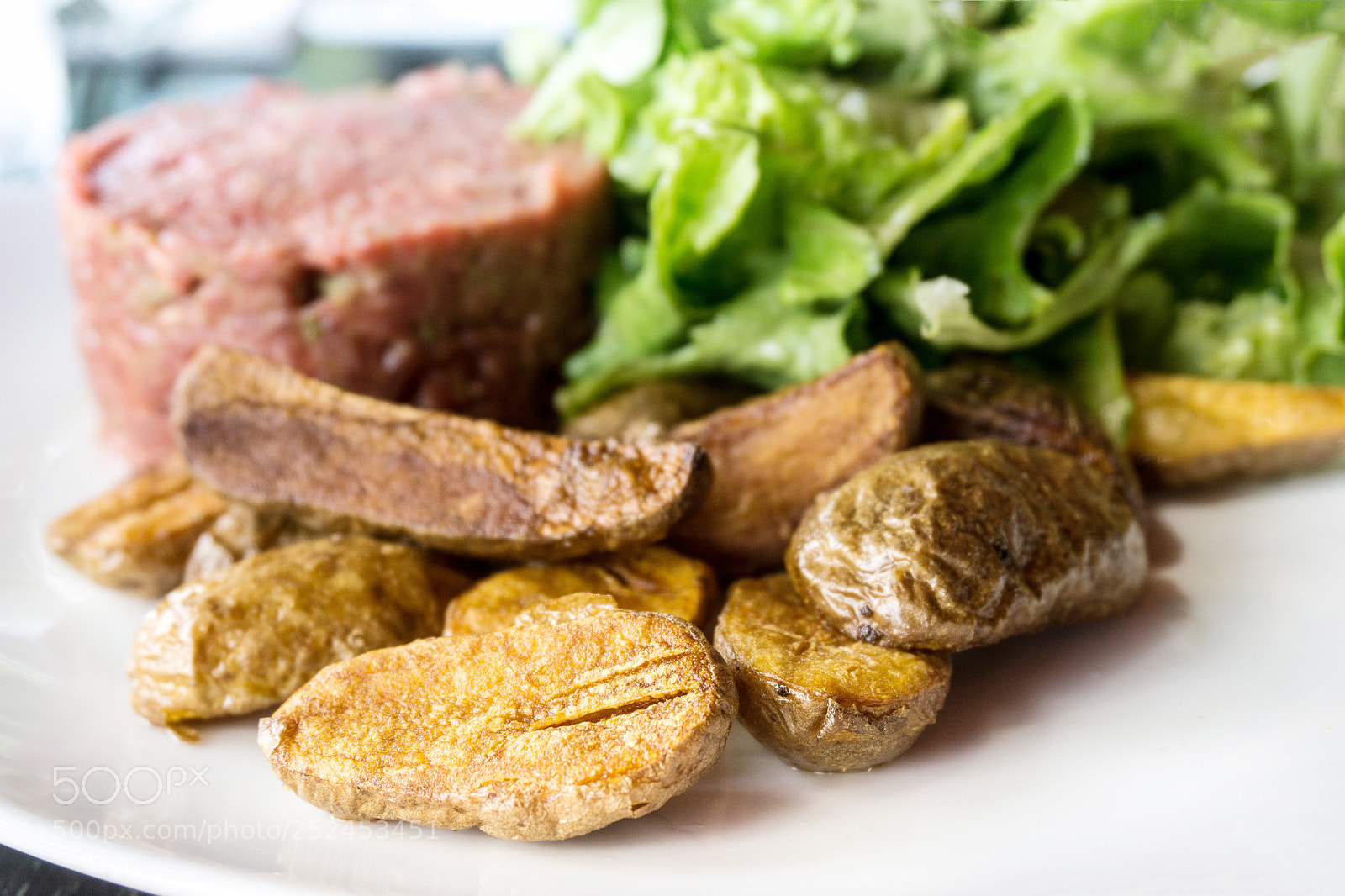 Sony a6000 sample photo. Tasty steak tartare raw photography