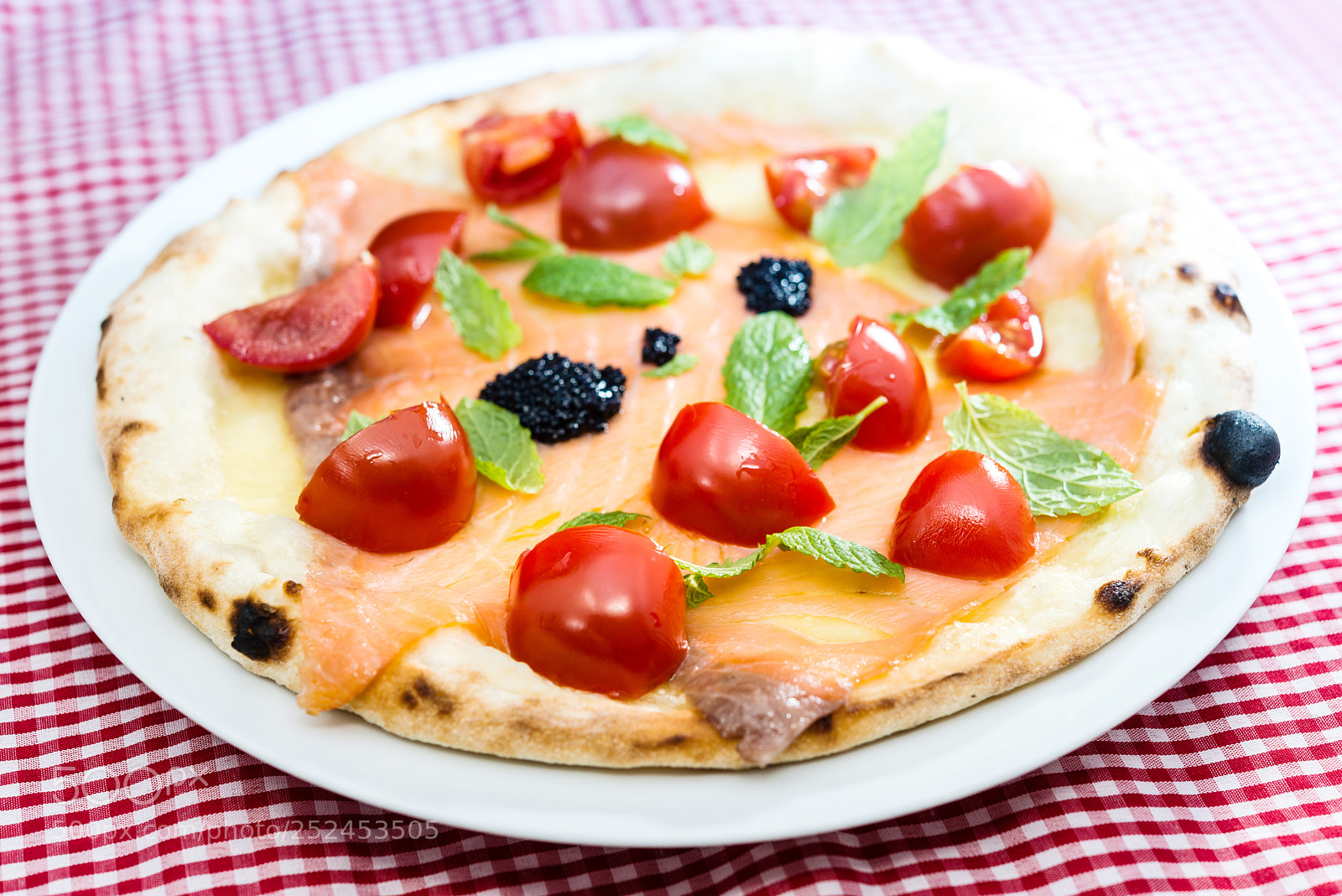 Nikon D800 sample photo. Tasty pizza on a photography