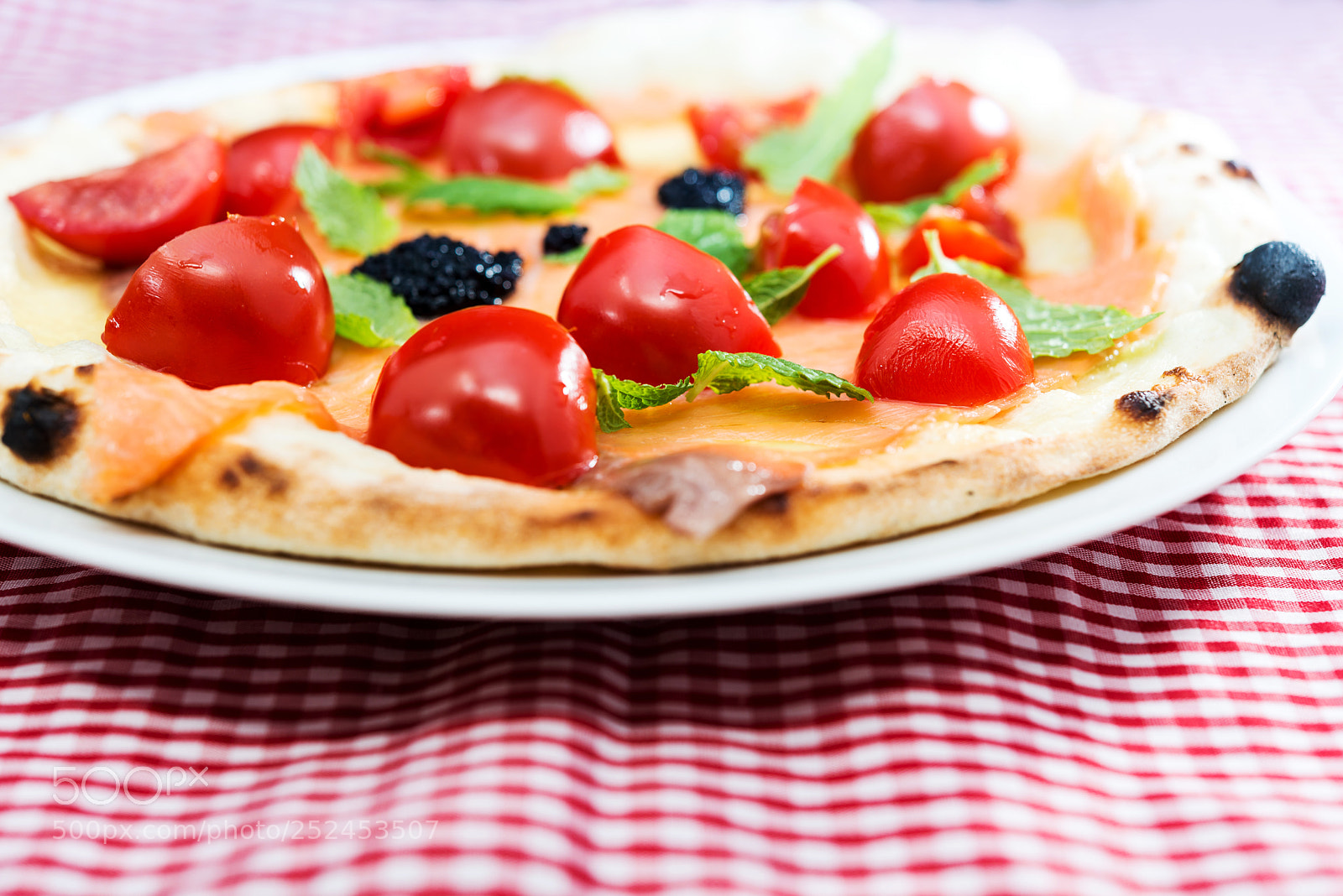 Nikon D800 sample photo. Tasty pizza on a photography