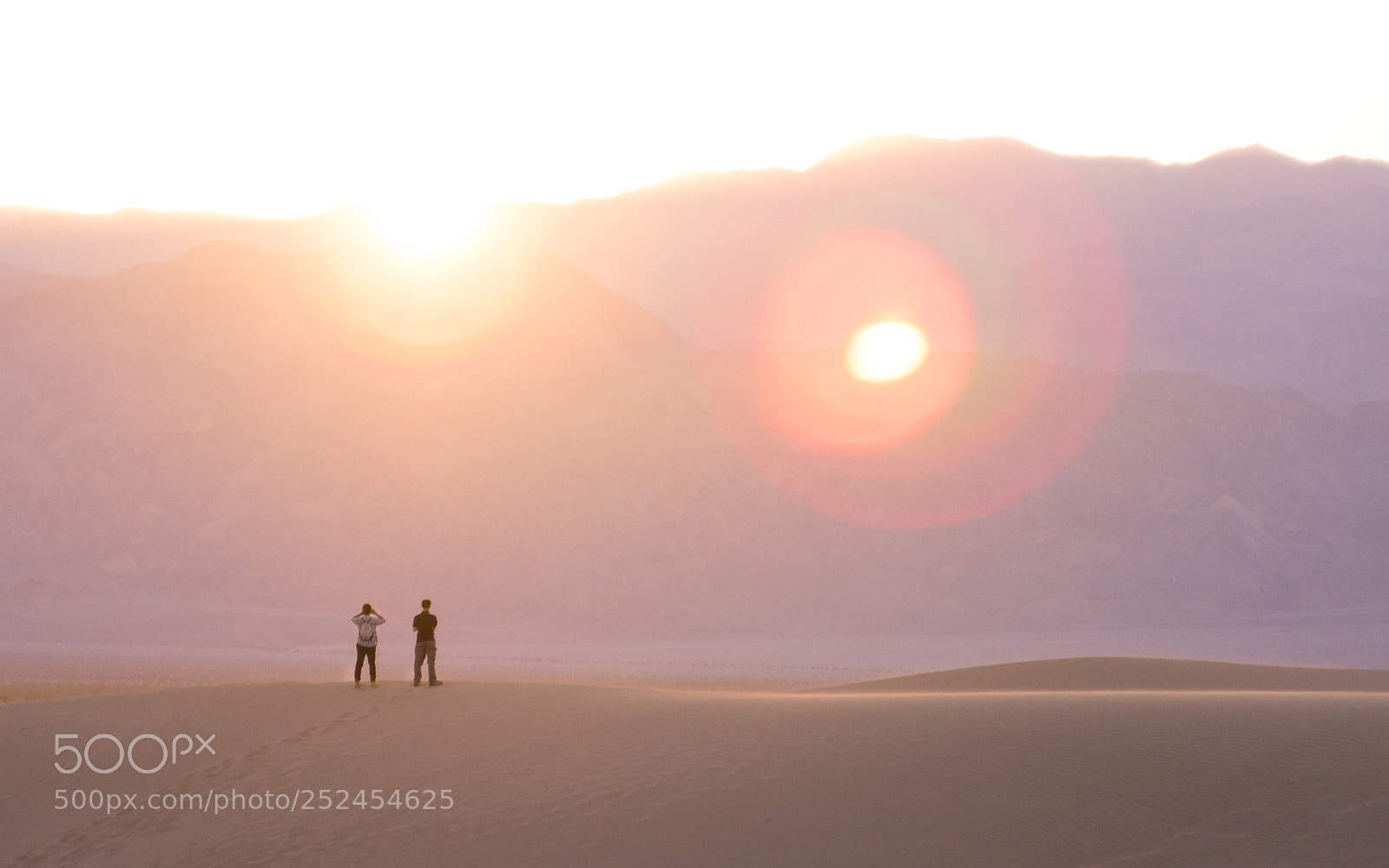 Canon EOS 750D (EOS Rebel T6i / EOS Kiss X8i) sample photo. Death valley sand flares photography