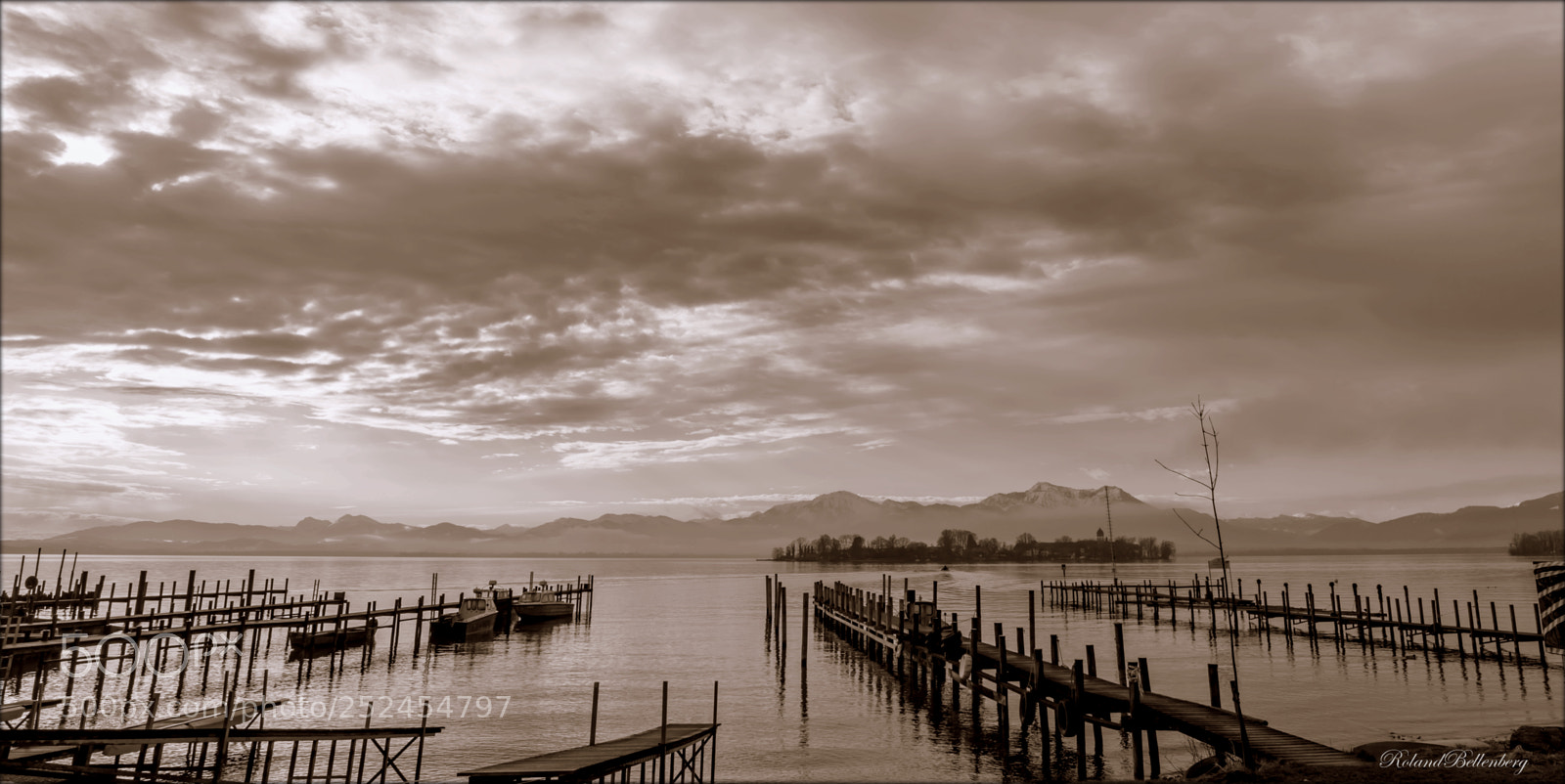 Sony a6000 sample photo. View to the island photography