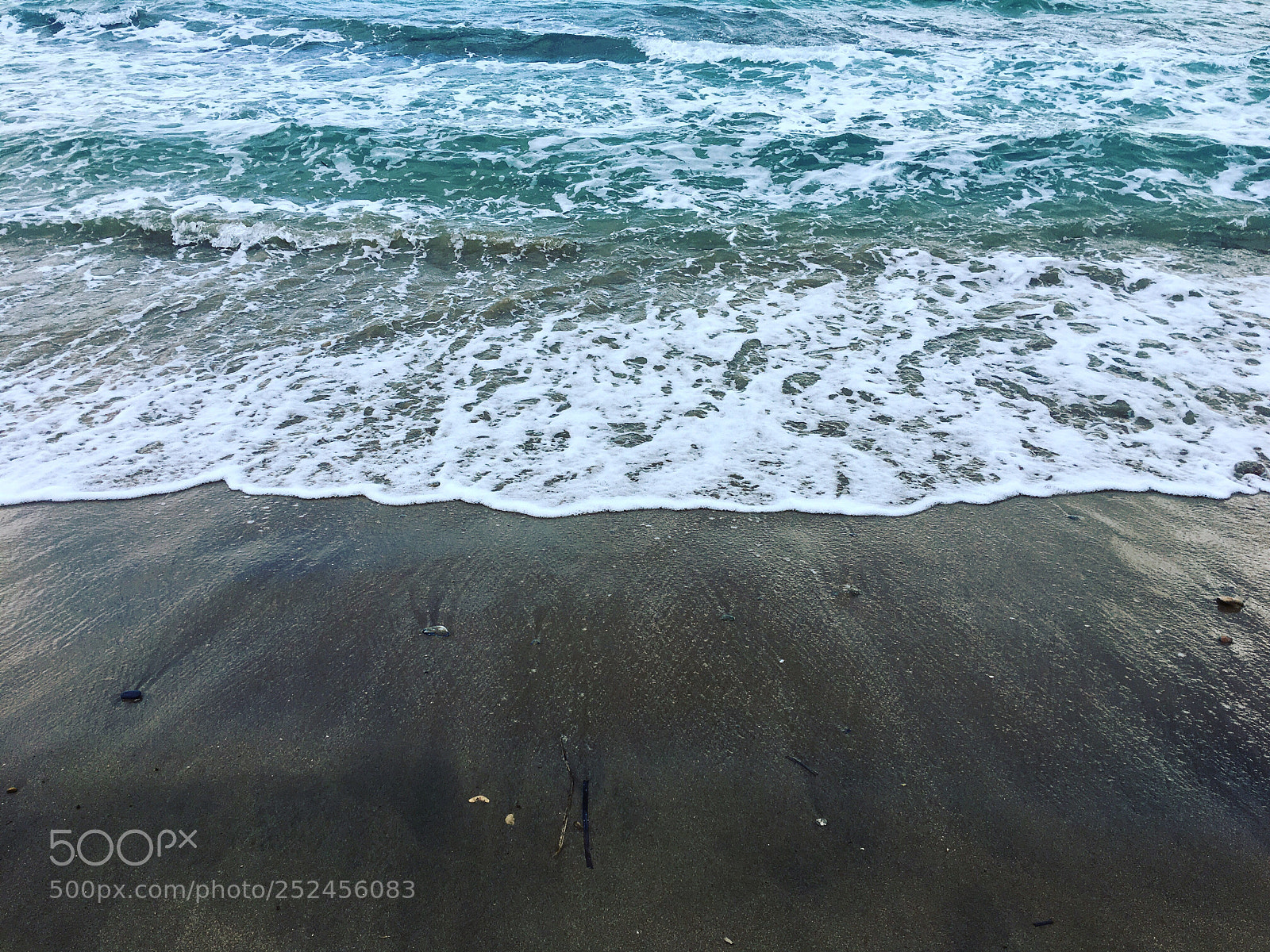 Apple iPhone 6s Plus sample photo. Sea? photography