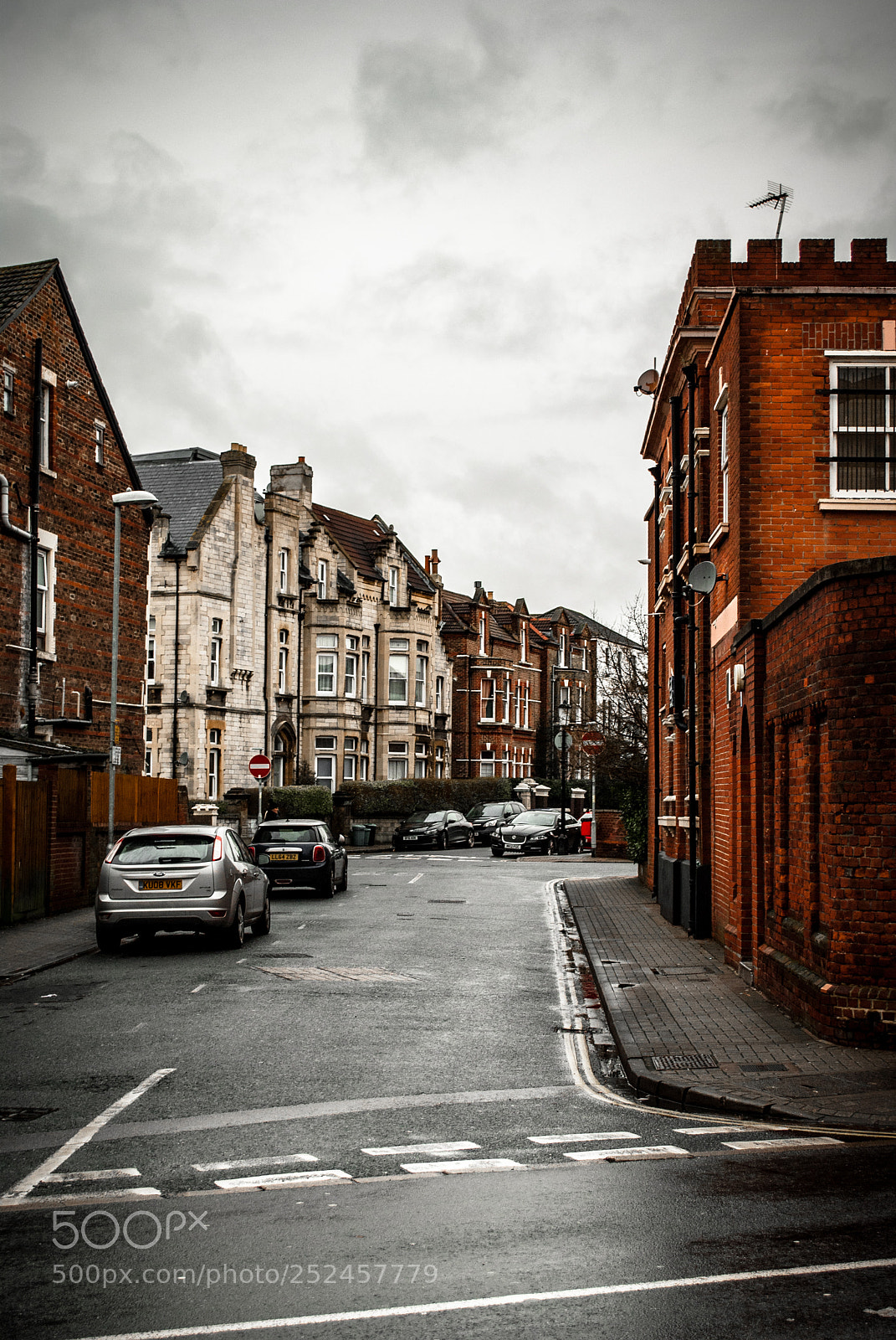 Nikon D3000 sample photo. Old portsmouth street photography