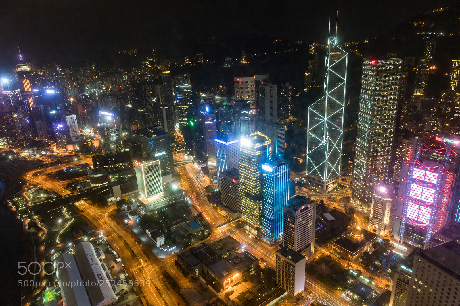 Canon EOS 6D Mark II sample photo. Wan chai night photography