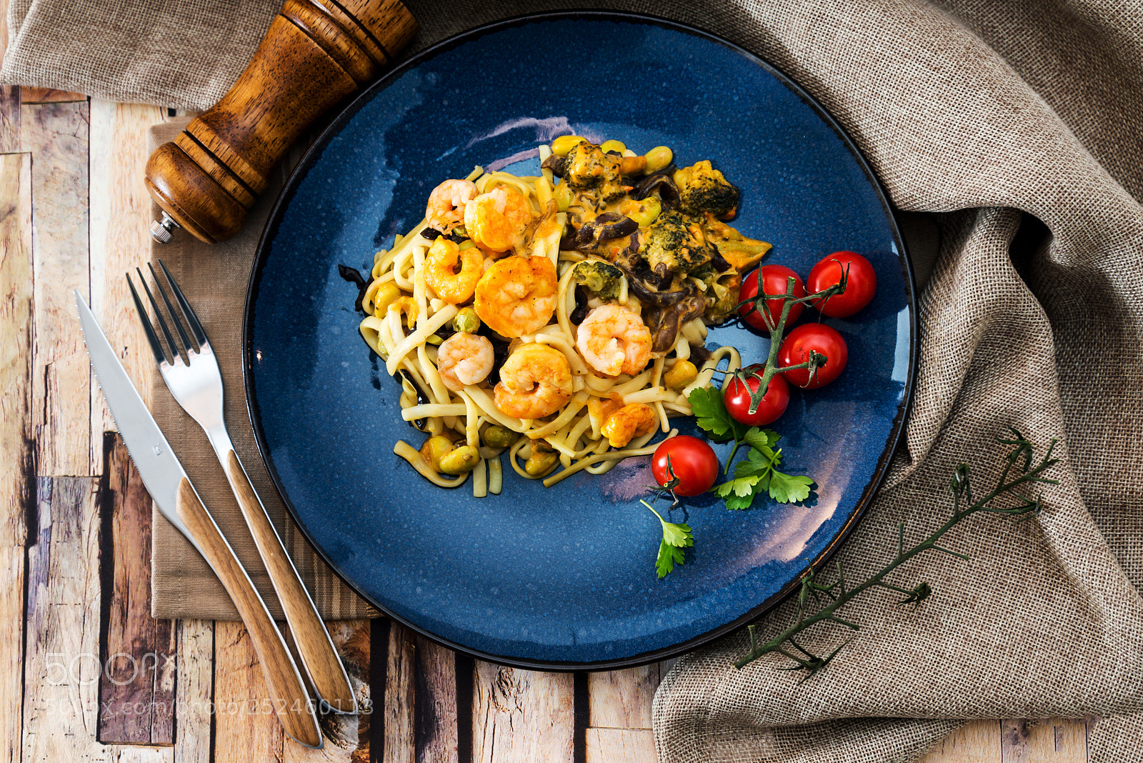Nikon D800 sample photo. Cooked pasta with peeled photography