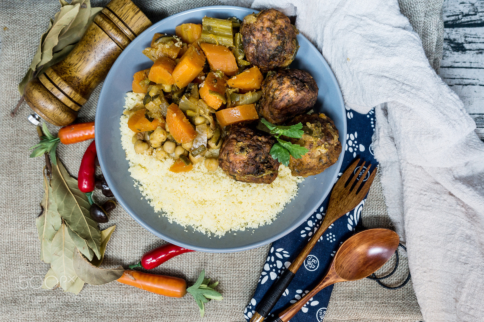 Sony Cyber-shot DSC-RX100 IV sample photo. Traditional moroccan dish couscous photography