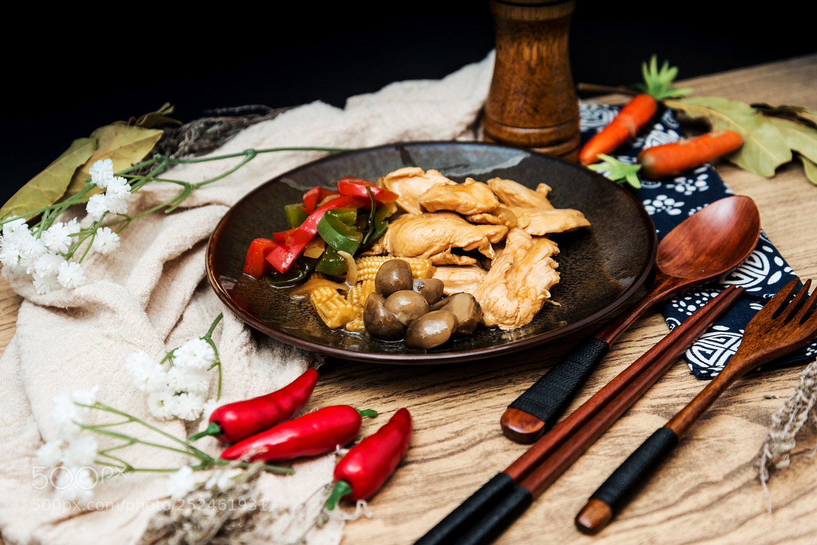 Nikon D800 sample photo. Wok fried chicken stir photography