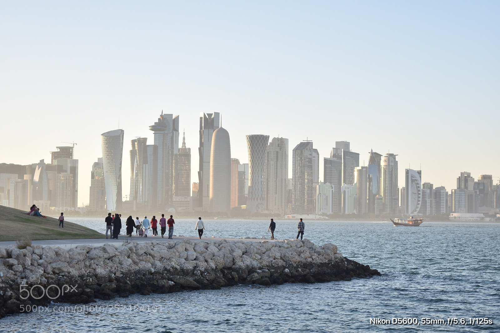 Nikon D5600 sample photo. Doha corniche photography