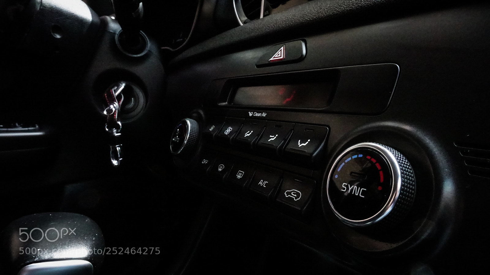 Sony DSC-RX100M5 sample photo. Kia cars photography