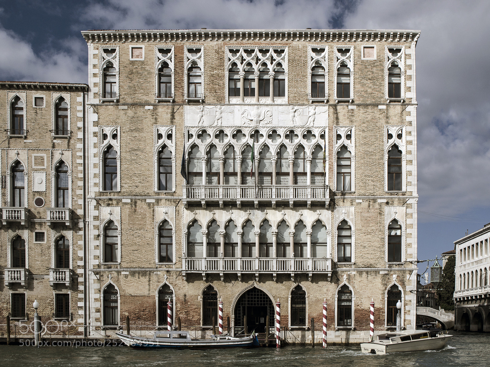 Nikon D5100 sample photo. Ca' foscari - venice photography