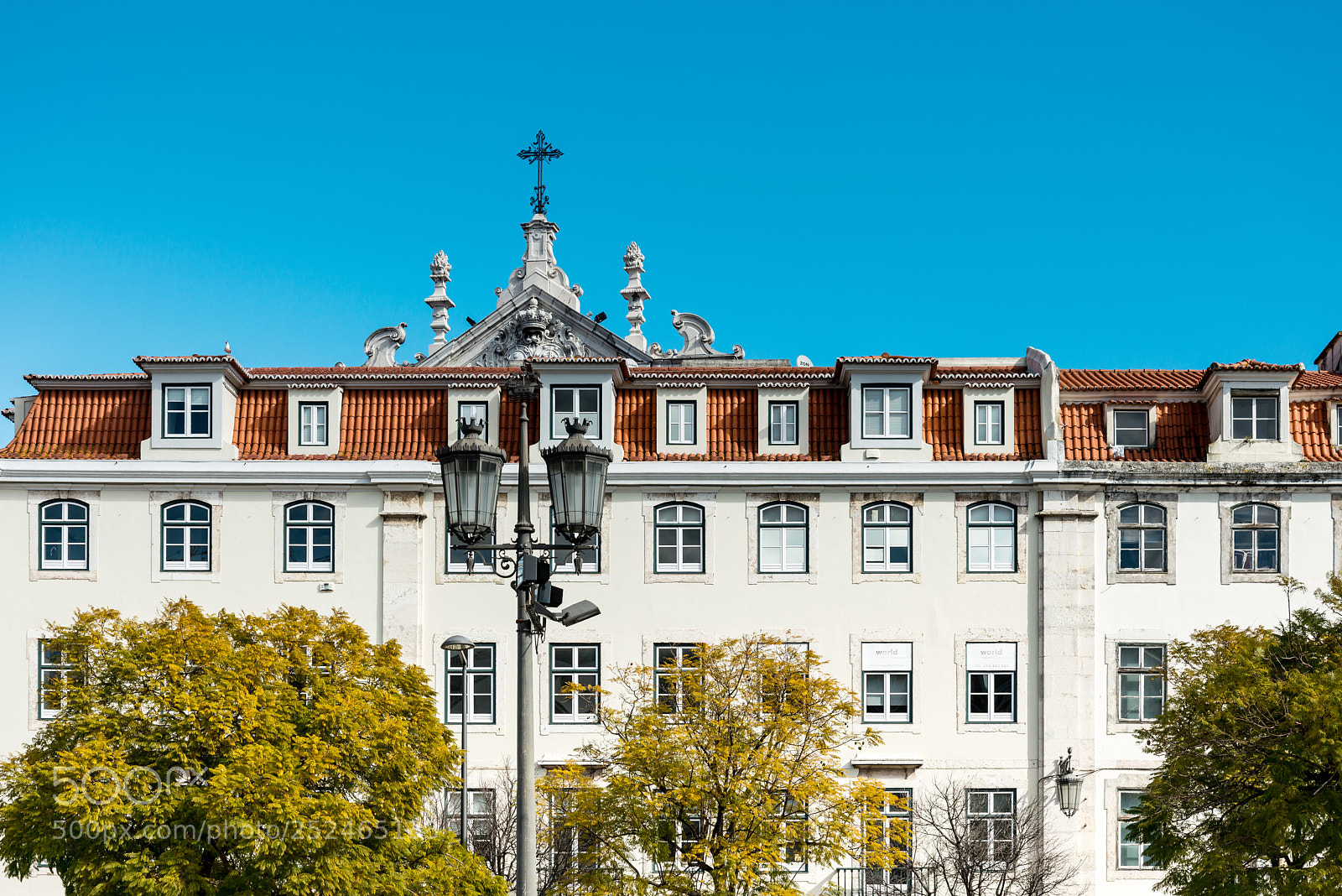 Nikon D800 sample photo. Old town in lisbon photography