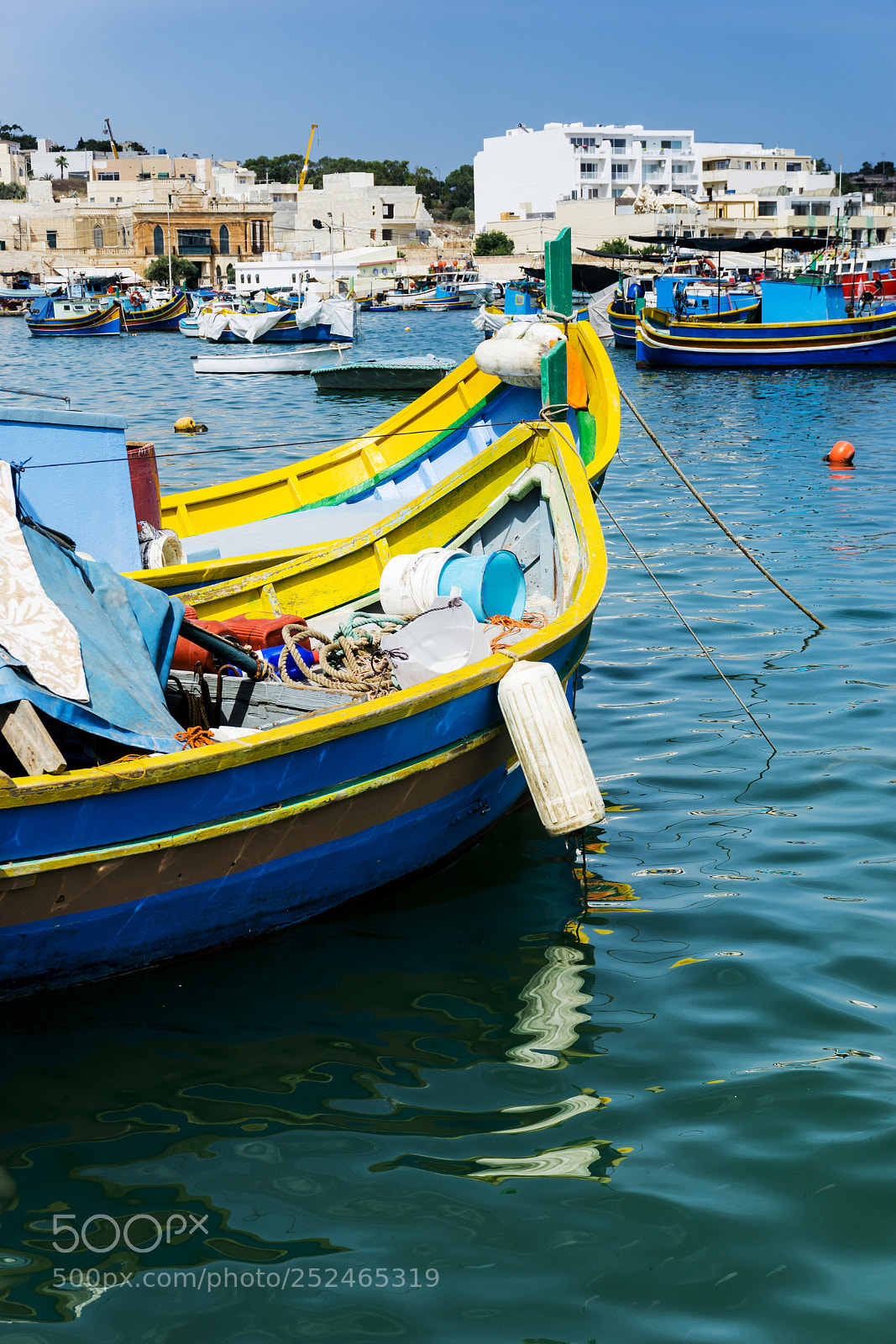 Sony a6000 sample photo. Mediterranean traditional colorful boats photography