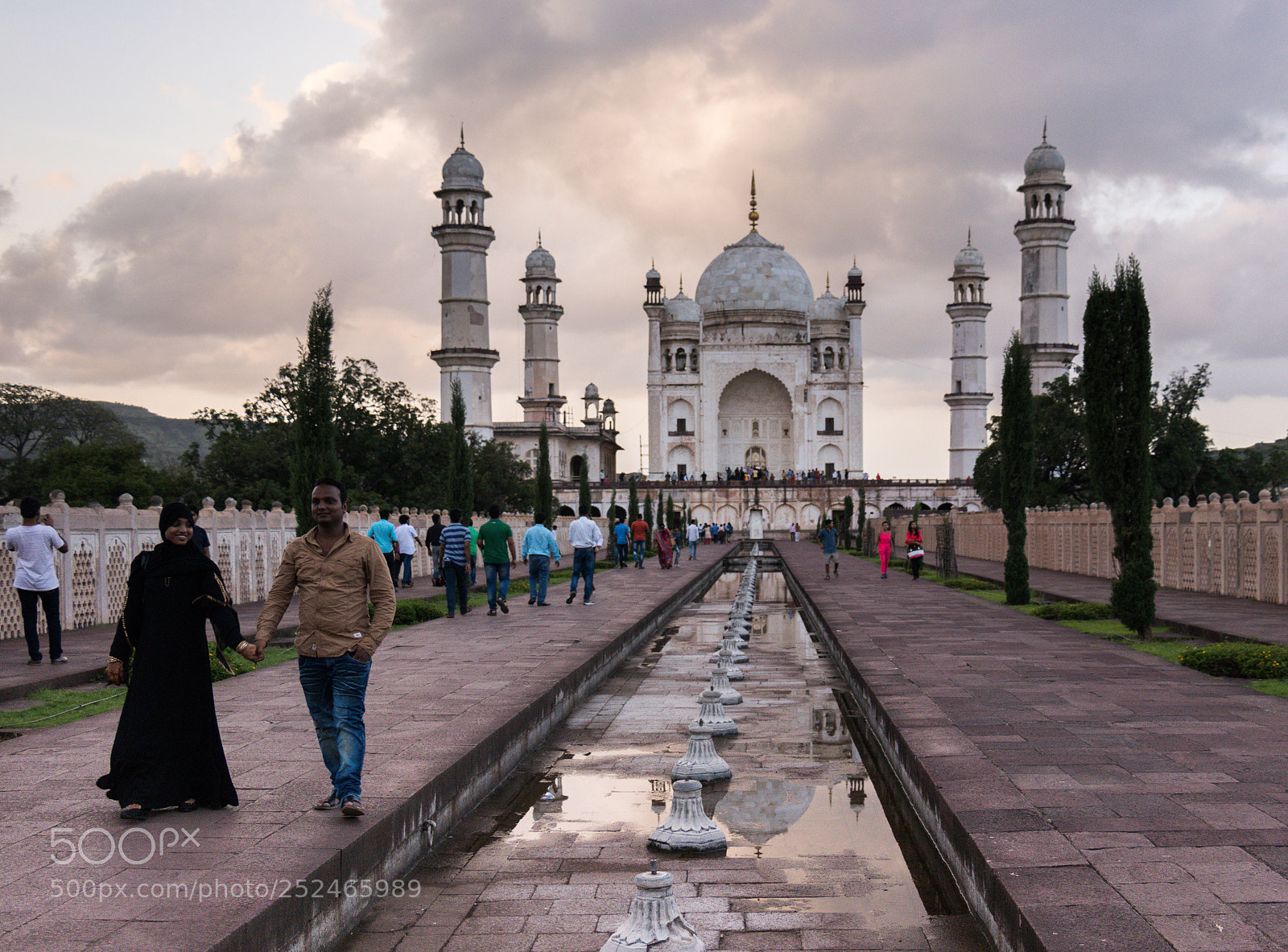 Canon EOS 80D sample photo. Bibi ka maqbara photography