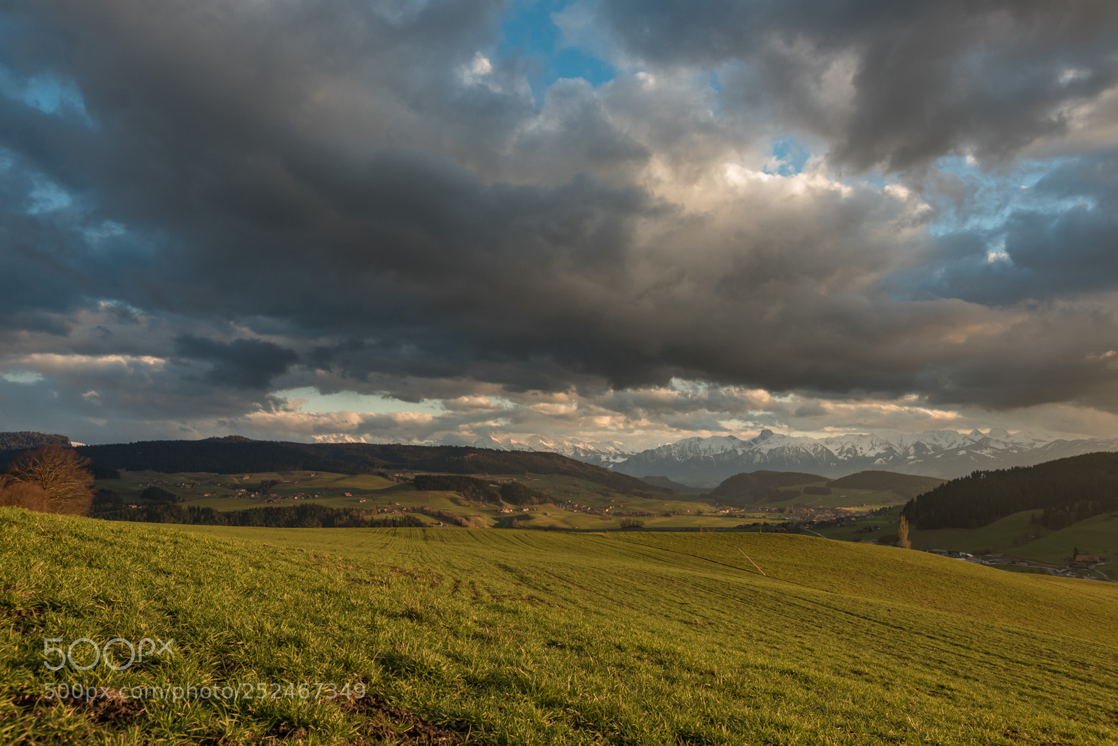 Nikon D810 sample photo. Sunset with clouds photography