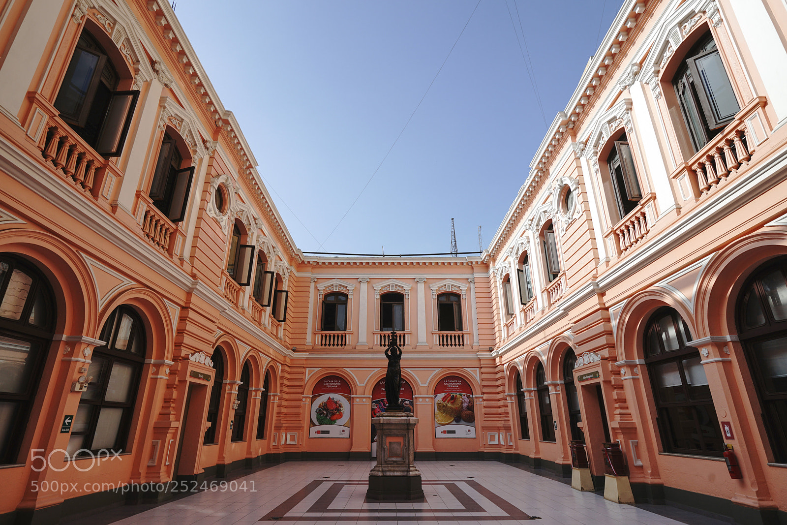 Sony a7 II sample photo. Pink museum photography