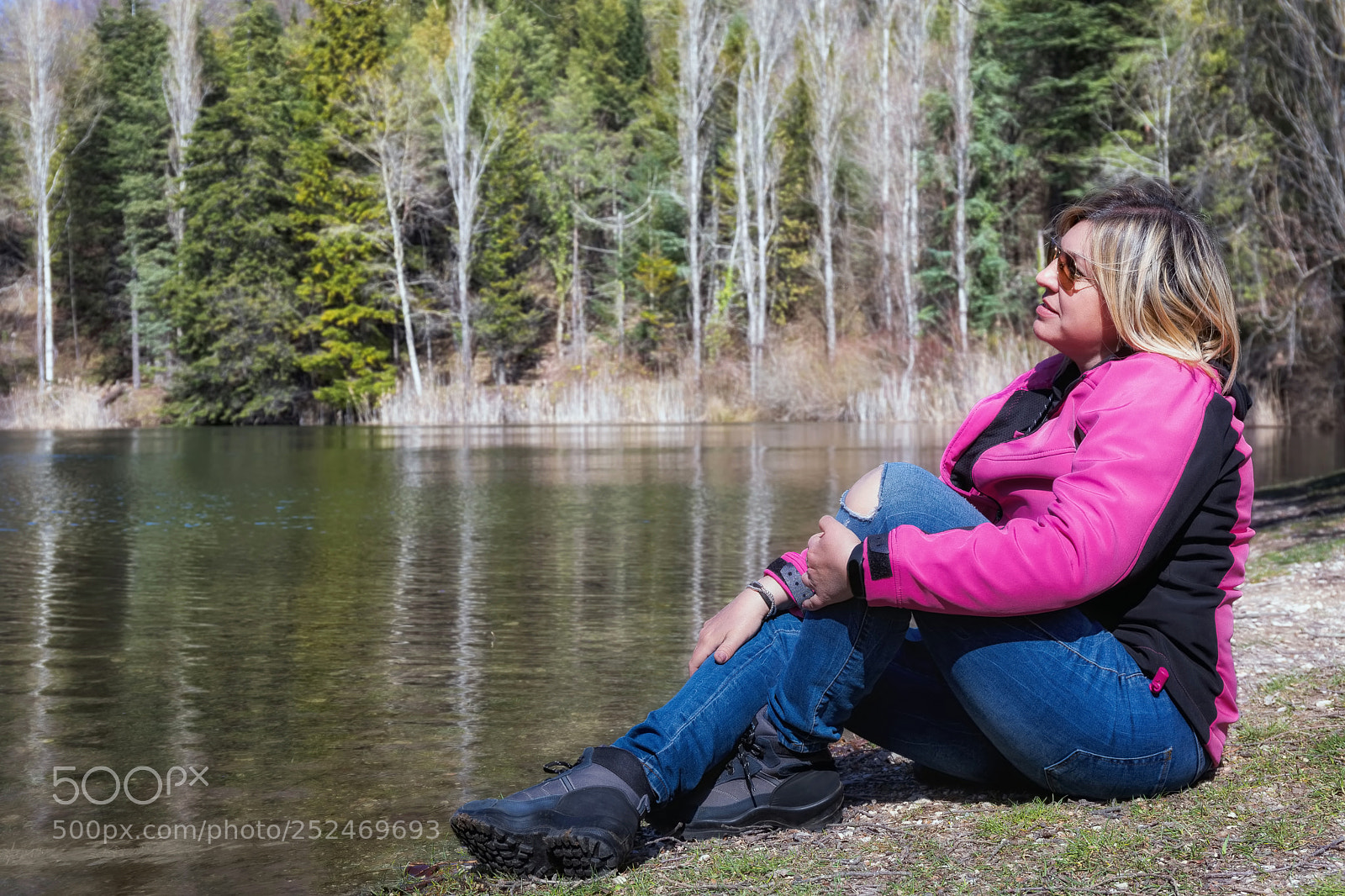 Canon EOS 5D Mark IV sample photo. Woman sunbathes by the photography
