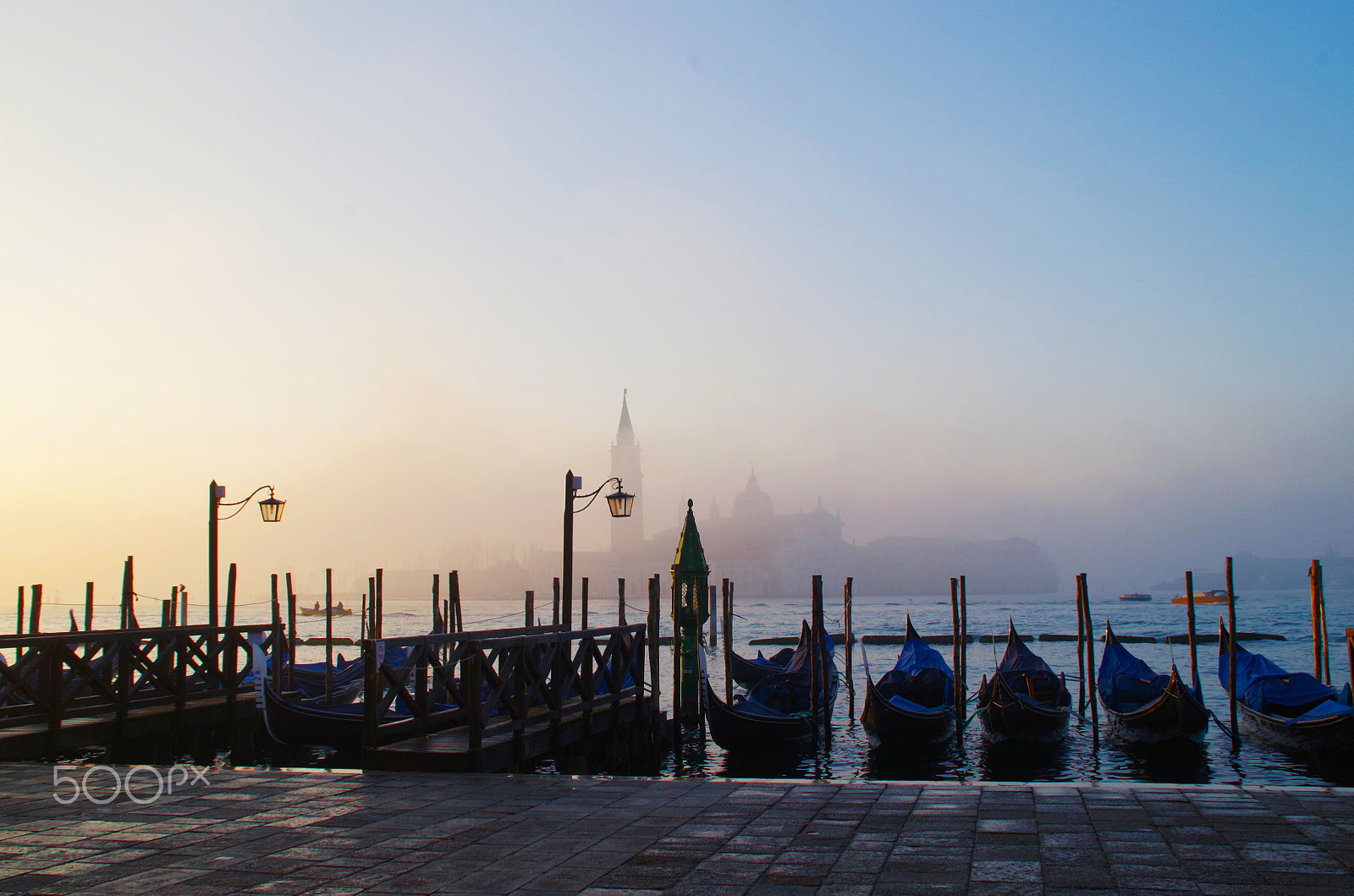 Pentax K-S1 sample photo. Mist in venice photography